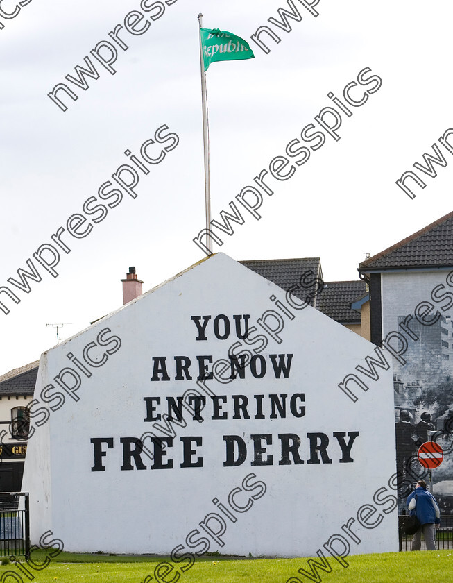 FREE DERRY CORNER APRIL 09 
 Free Derry Wall, circa 2009 with the Flag of the Republic. (Photo - Tom Heaney, nwpresspics) 
 Keywords: Flag of the Republic
Free Derry
Bogside