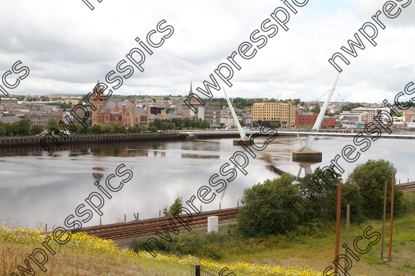 PEACE-BRIDGE-DERRY-2015-2 
 (Photo - Tom Heaney, nwpresspics)