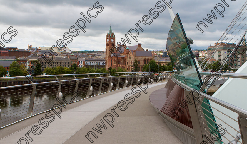 PEACE-BRIDGE-DERRY-2015-10 
 (Photo - Tom Heaney, nwpresspics)