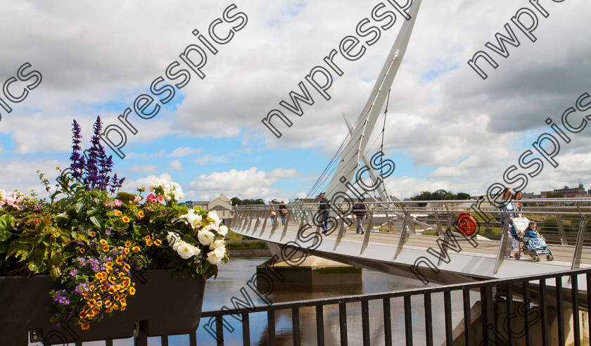 PEACE-BRIDGE-DERRY-2015-12 
 (Photo - Tom Heaney, nwpresspics)